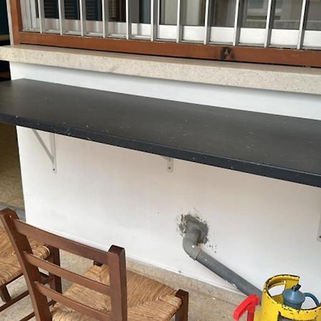 Unique City Hostel 100 Meters From Beach Larnaca Zewnętrze zdjęcie