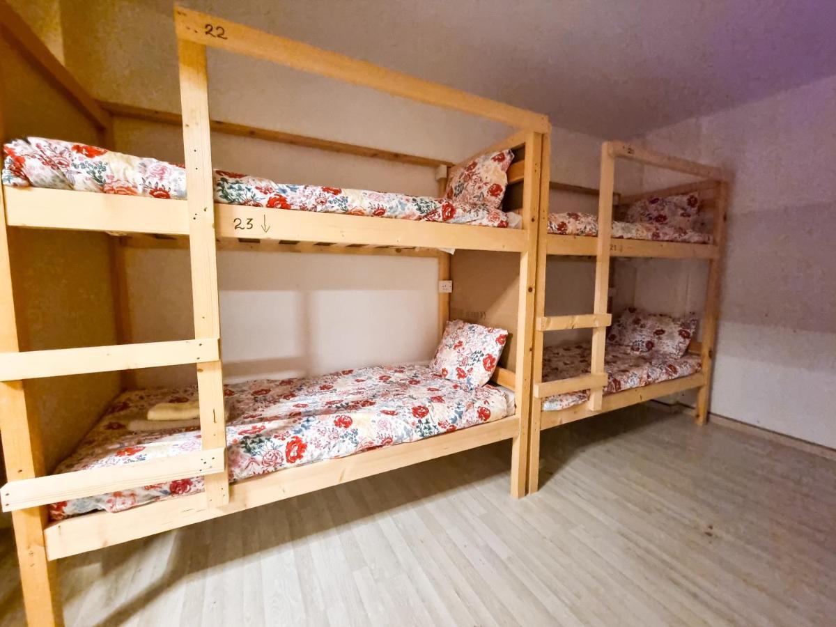 Unique City Hostel 100 Meters From Beach Larnaca Zewnętrze zdjęcie