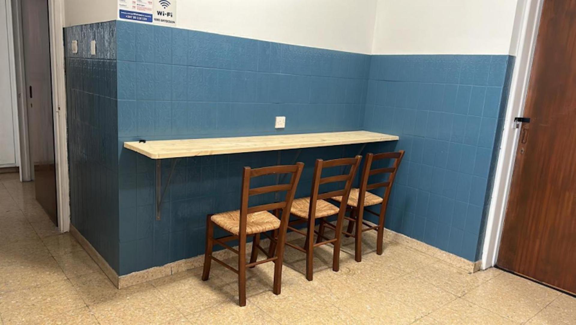 Unique City Hostel 100 Meters From Beach Larnaca Zewnętrze zdjęcie